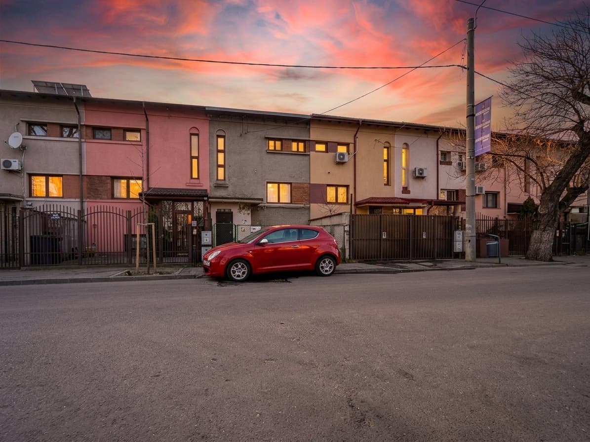 Casă cu 5 camere, Vatra Luminoasa
