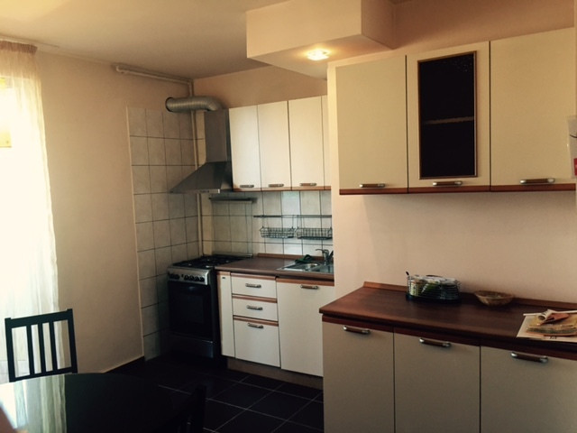 2 camere langa parc si metrou, zona verde, ideal cuplu, termen lung