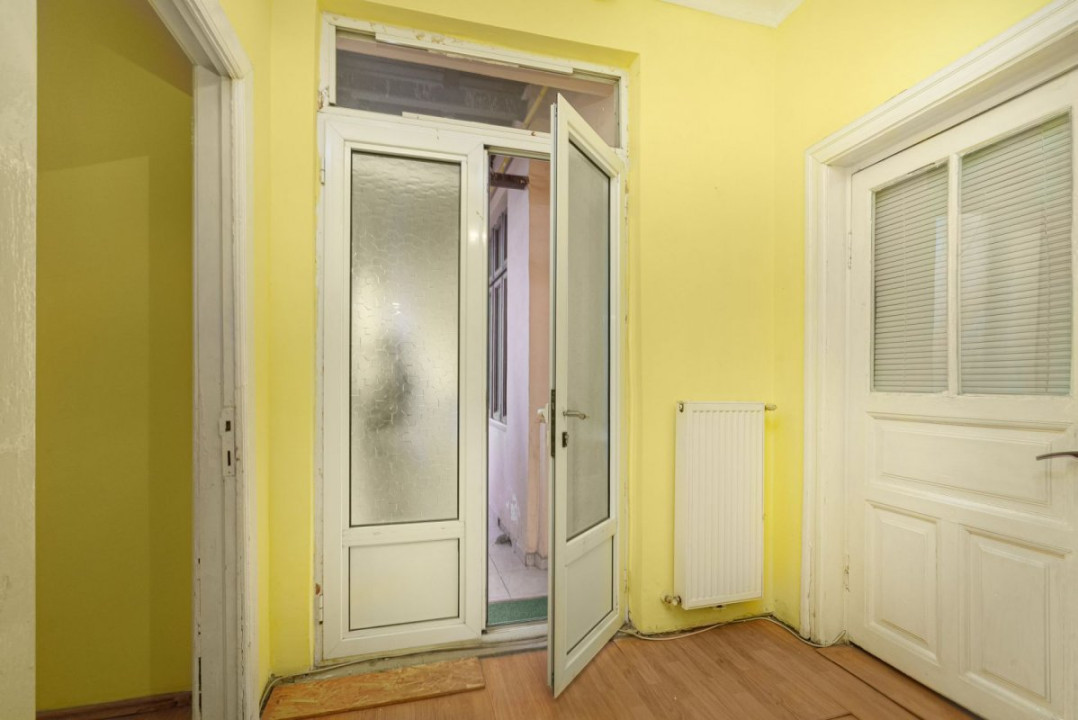 CAROL - REGINA MARIA, APARTAMENT RENOVABIL 80 MP TOTAL, ETAJ 1!