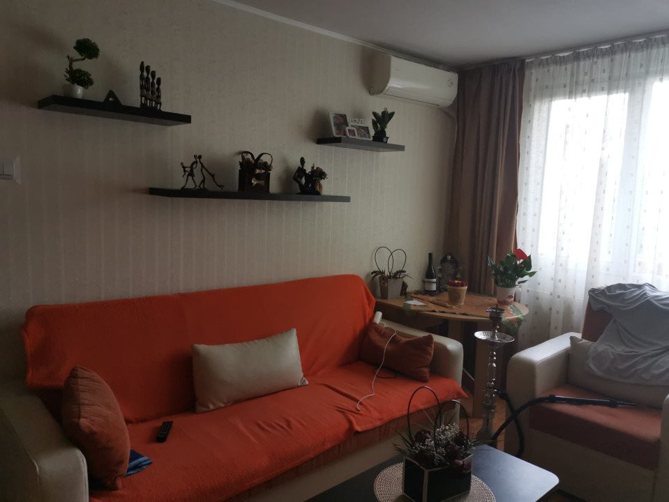 Vanzare apartament 3 camere Berceni