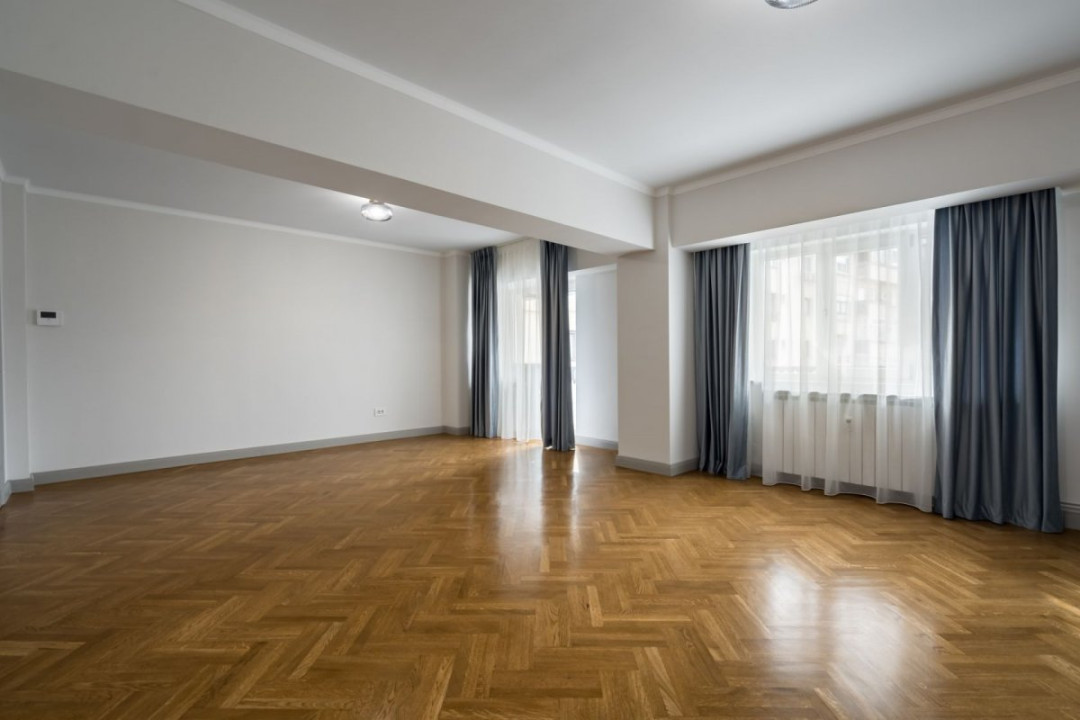 Apartament 196 mp în Piata Unirii – Eleganță și Finisaje Premium