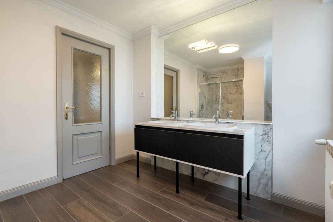 Apartament 196 mp în Piata Unirii – Eleganță și Finisaje Premium