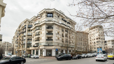 Apartament 196 mp în Piata Unirii – Eleganță și Finisaje Premium