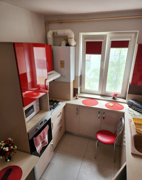 Apartament de 2 camere decomandat, complet mobilat și utilat, 10 min de metrou